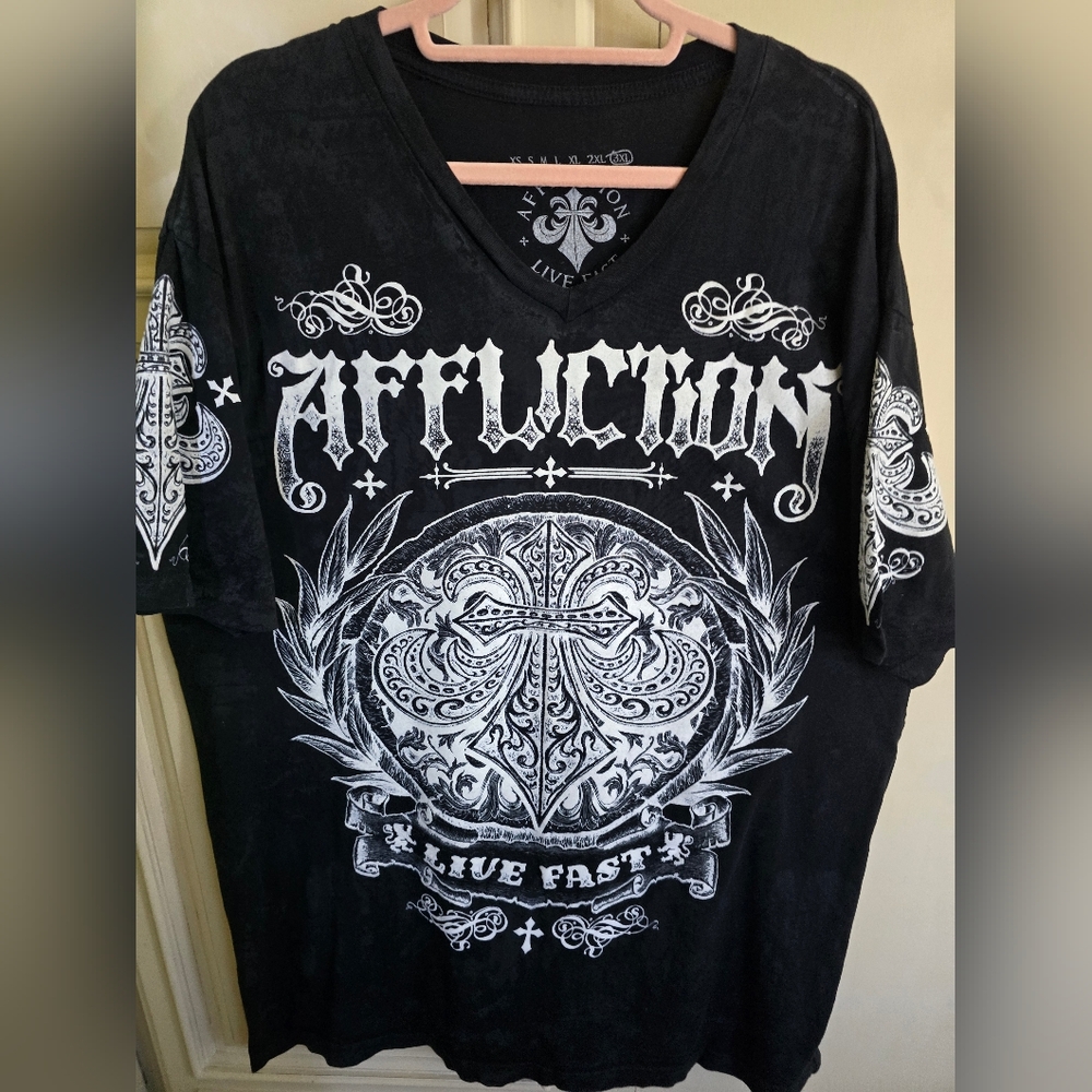 NWOT VTG Affliction Black Short Sleeve V-Neck 3XL